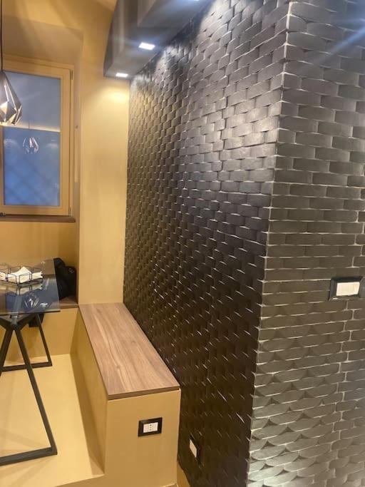 Montesantogroup Suite House Nel Centro Di Napoli ภายนอก รูปภาพ